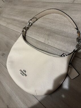 Coach Pebbled Leather Hobo Shoulder Bag in Off-White